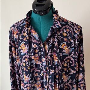 LOFT | Long Sleeve Tunic Blouse in Floral Paisley Pattern | Size M